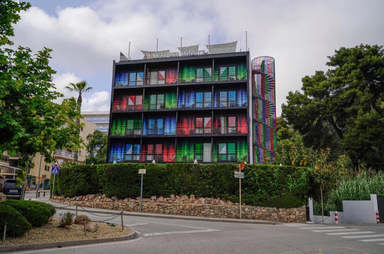 Lloret Vibe Affiliated By Fergus (Adults Only) Lloret de Mar Luaran gambar