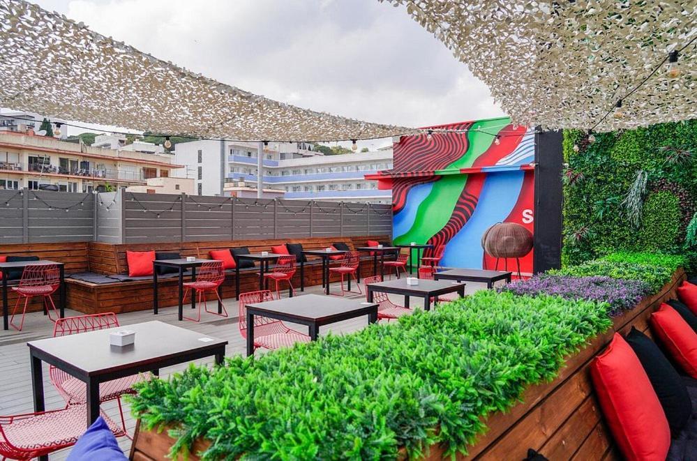 Lloret Vibe Affiliated By Fergus (Adults Only) Lloret de Mar Luaran gambar